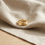 14k Gold Hand Signet Ring, Unique Fede Clasping Hands Wedding Band, Matte Gold Statement Ring, Antique Style Unisex Promise Jewelry for Her The Jewel Temple